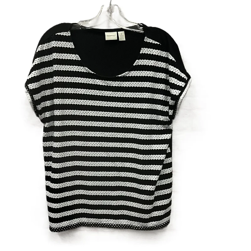 Top Short Sleeve By Zenergy By Chicos In Black & White, Size: L Laid