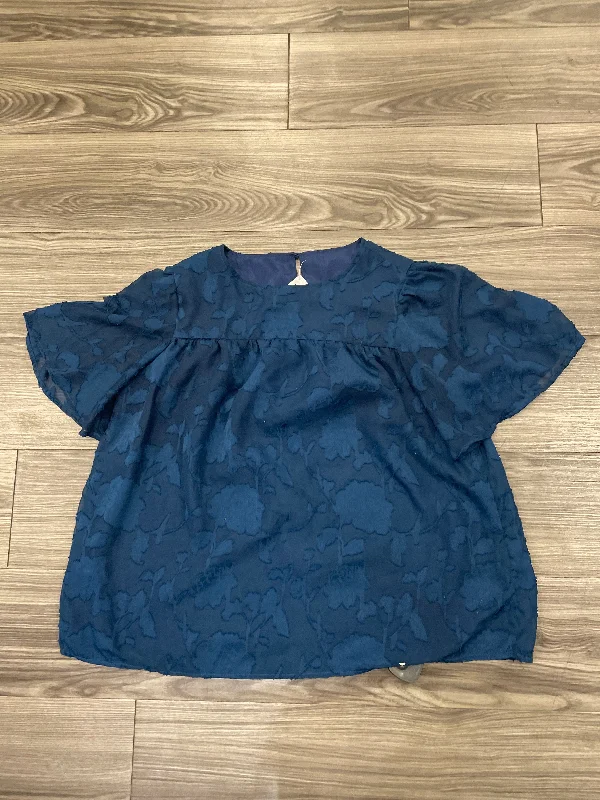 Top Short Sleeve By Clothes Mentor In Navy, Size: M Traditional Men's Country