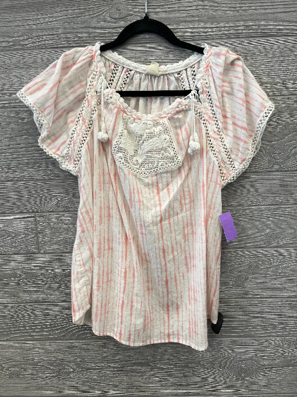 Top Short Sleeve By Clothes Mentor In Pink, Size: M Bold Men's Statement