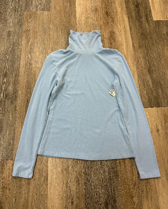 Top Long Sleeve By Trendy Queen In Blue, Size: S Laid