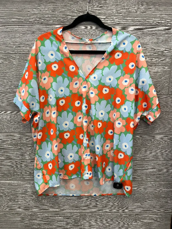 Top Short Sleeve By Jodifl In Floral Print, Size: M Preppy Men's College