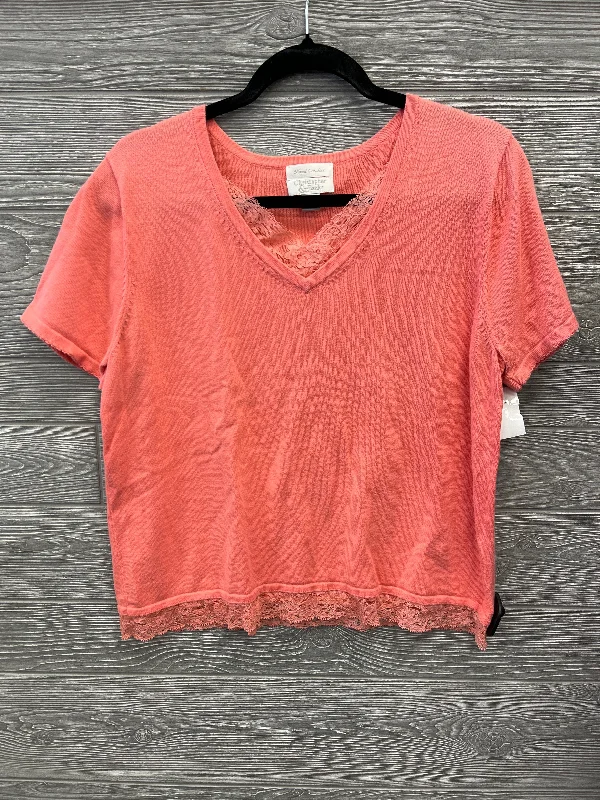 Top Short Sleeve By Christopher And Banks In Coral, Size: Xl Casual Men's Short