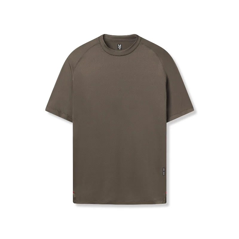 0918. AeroSilver® Fitted Tee - Deep Taupe