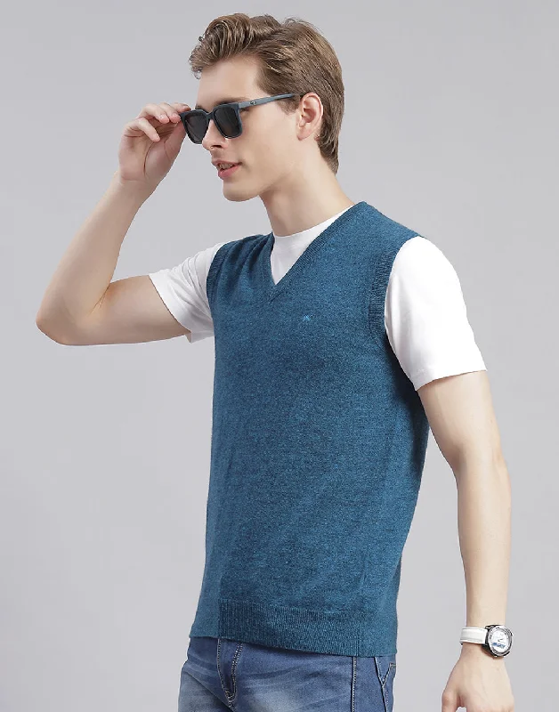 Men Turquoise Blue Solid V Neck Sleeveless Sweater